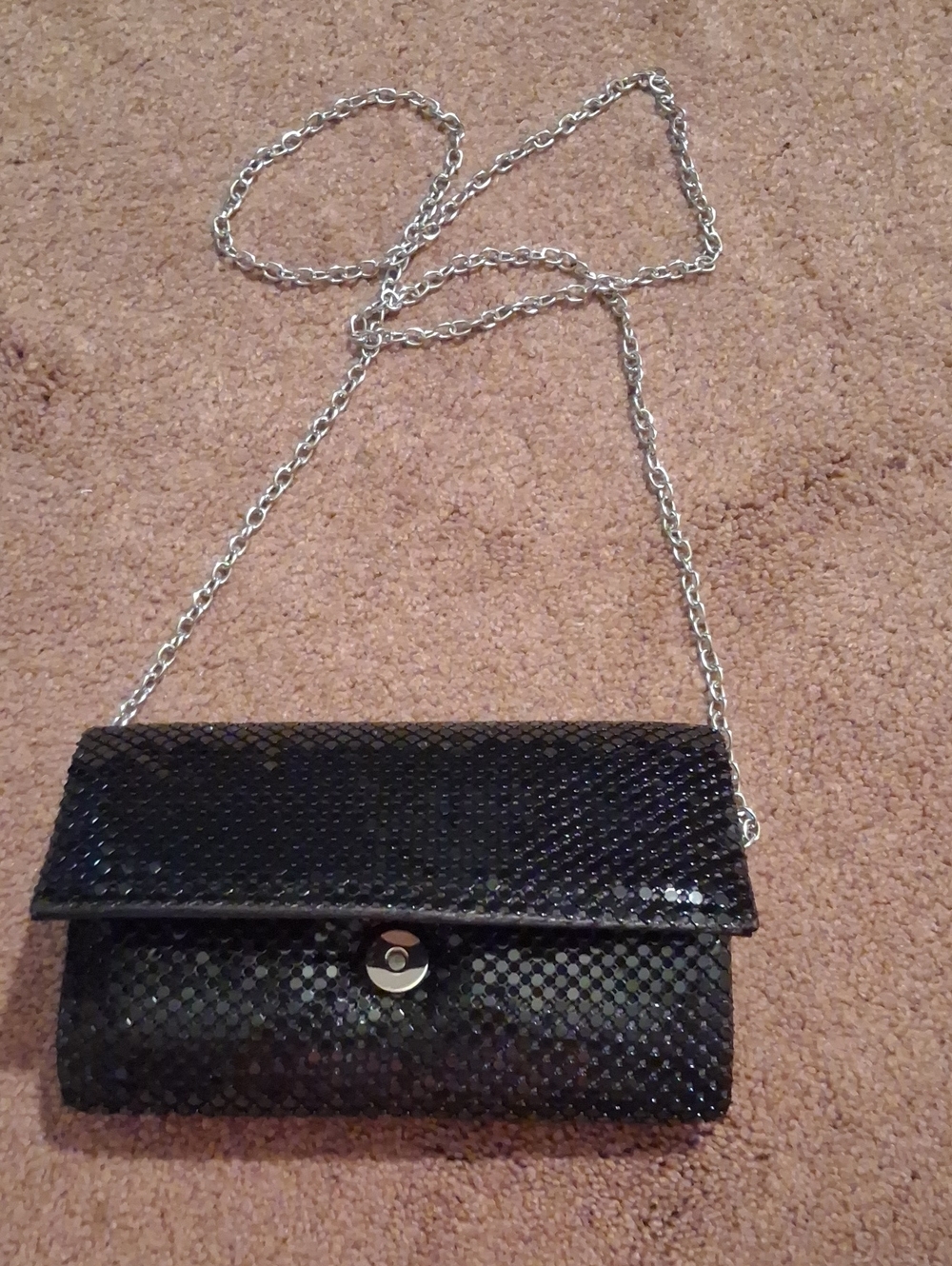 LOVEVOOK Black Metal Mesh Evening Clutch Bag with Silver Chain Strap